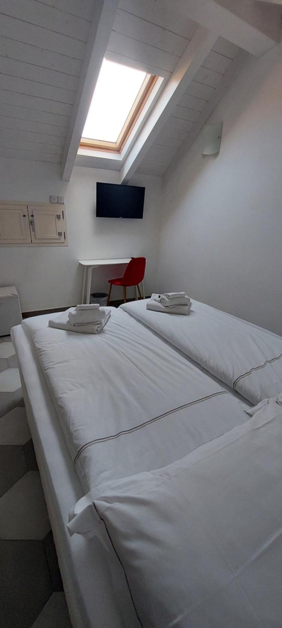Casa Luigia Rooms Mtb In Finalborgo Bike Room Tour Ebike Trekking ฟีนาเลลีกูเร ภายนอก รูปภาพ